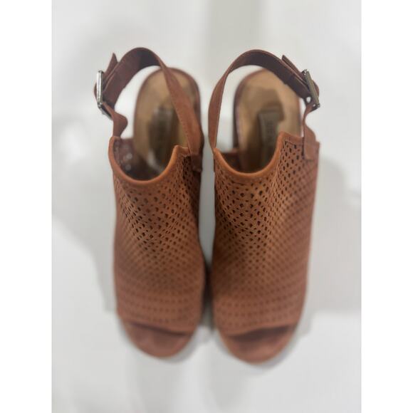 Steve Madden “Neptune” Leather Perforated Block Heel Sandals – Cognac – Size 8.5 - Picture 3 of 6